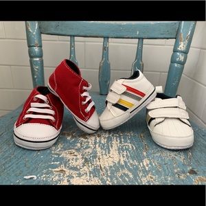Two pairs of baby shoes 0-6 months
